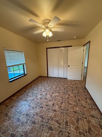 1441 E Hidden Acres Rd, Kerrville, TX 78028
