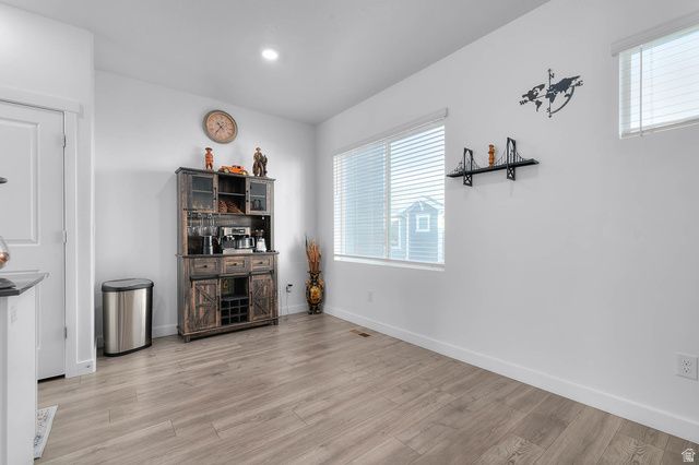 1098 E QUARTERDECK WAY, Saratoga Springs, UT 84045