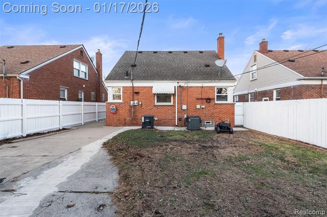 22321 Cleveland Street, Dearborn, MI 48124