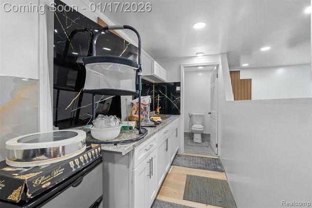 22321 Cleveland Street, Dearborn, MI 48124