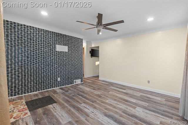 22321 Cleveland Street, Dearborn, MI 48124