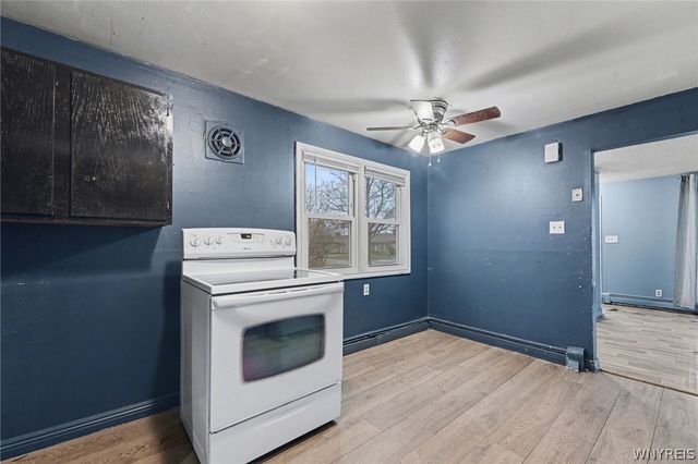 132 Glenhurst Road, Tonawanda, NY 14150