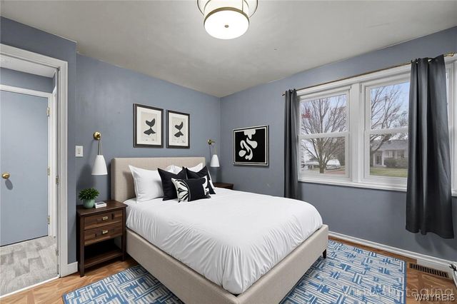 132 Glenhurst Road, Tonawanda, NY 14150