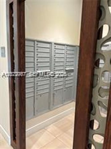 7661 NW 107th Avenue 202, Doral, FL 33178