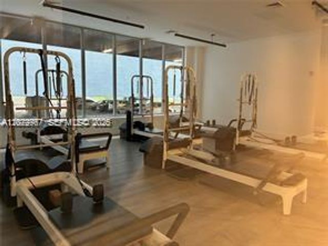 7661 NW 107th Avenue 202, Doral, FL 33178