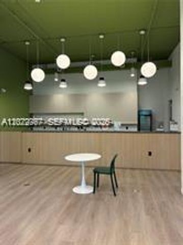 7661 NW 107th Avenue 202, Doral, FL 33178