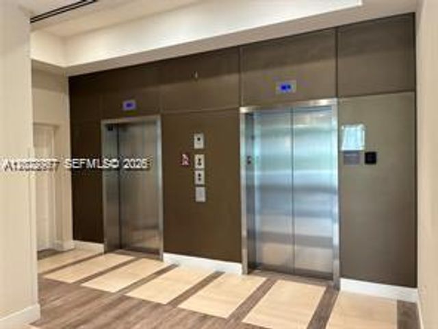 7661 NW 107th Avenue 202, Doral, FL 33178