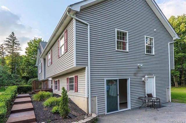 86 Maples Road, Middletown, NY 10940