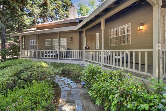 51 Covered Bridge Rd, Carmichael, CA 95608