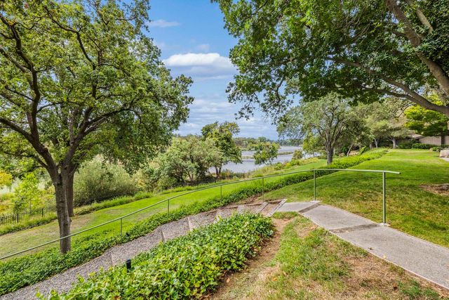51 Covered Bridge Rd, Carmichael, CA 95608