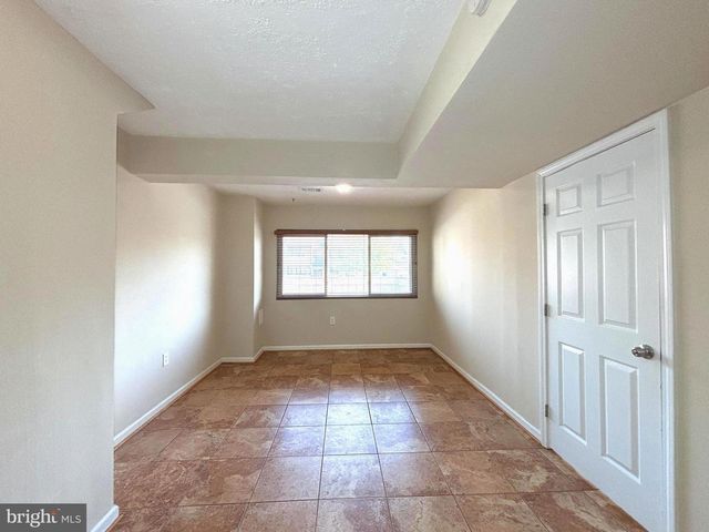 1754 POWDER HORN TER, Woodbridge, VA 22191