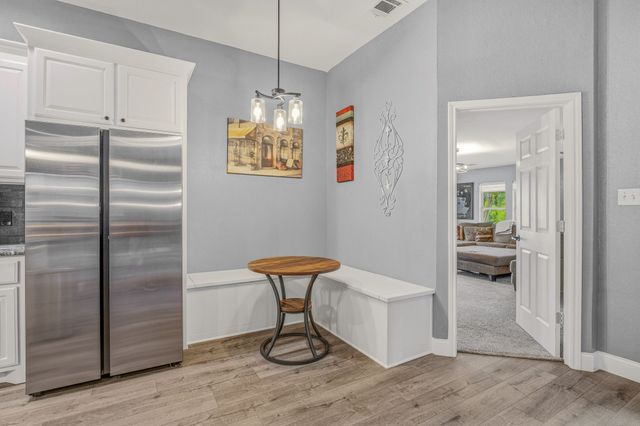 1914 Bentwater Parkway, Granbury, TX 76049