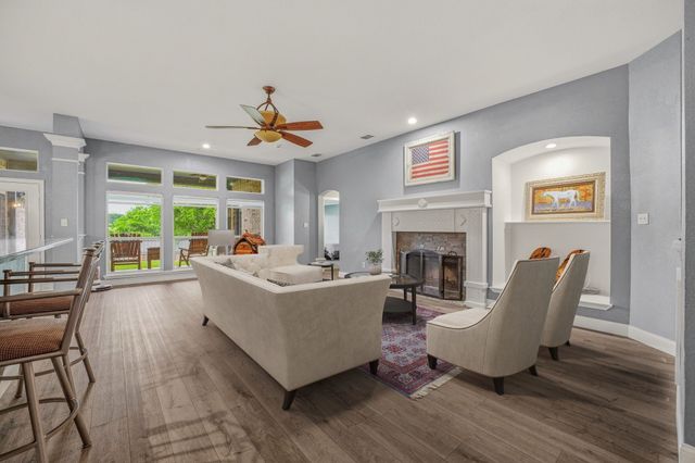 1914 Bentwater Parkway, Granbury, TX 76049
