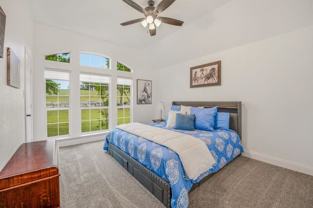 1914 Bentwater Parkway, Granbury, TX 76049