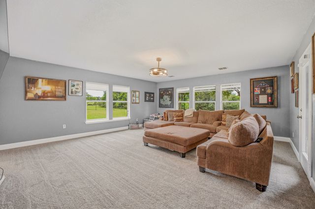1914 Bentwater Parkway, Granbury, TX 76049