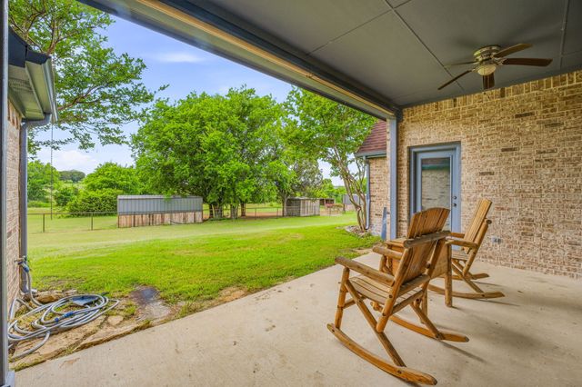 1914 Bentwater Parkway, Granbury, TX 76049