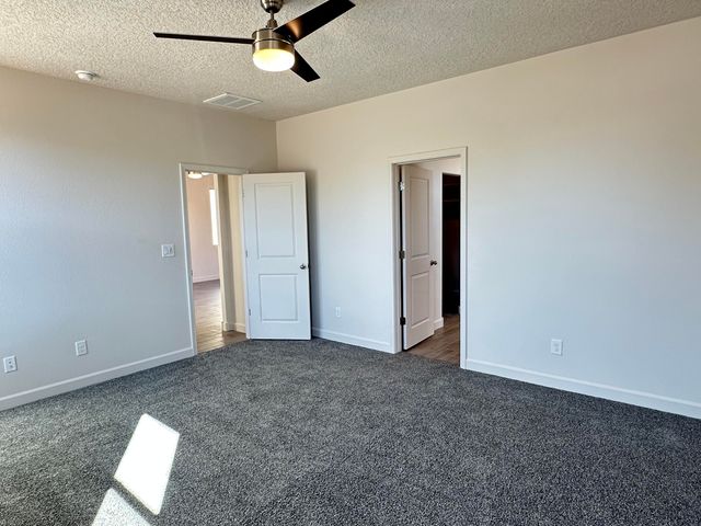 6726 Brianna Drive NE, Rio Rancho, NM 87144
