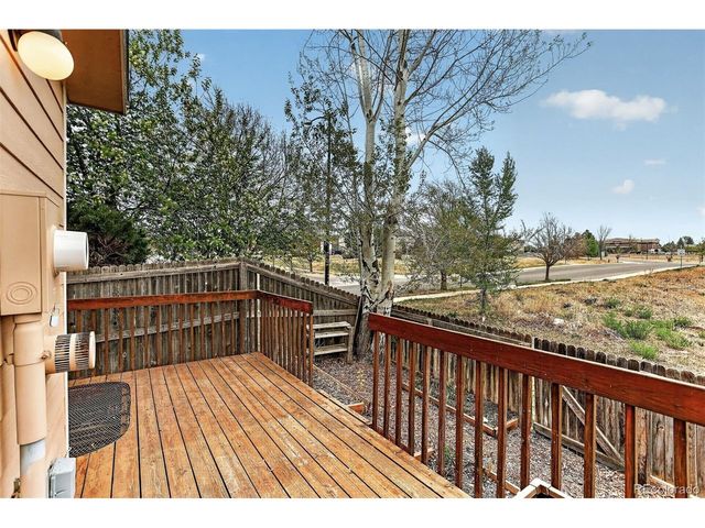 792 Gateway Cir, Lafayette, CO 80026