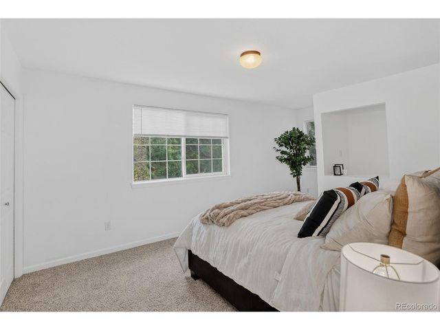 792 Gateway Cir, Lafayette, CO 80026