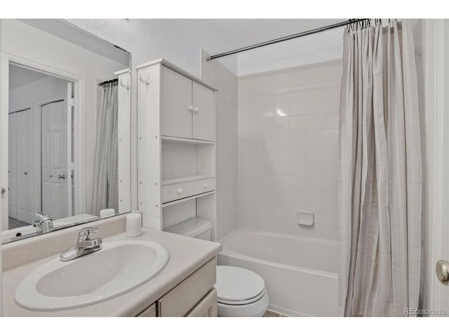 792 Gateway Cir, Lafayette, CO 80026