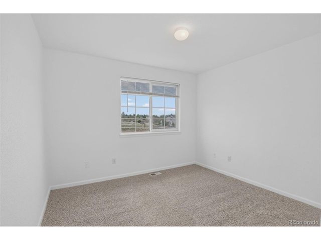 792 Gateway Cir, Lafayette, CO 80026