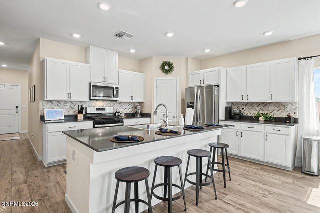 606 Sycamore Drive, Fallon, NV 89406