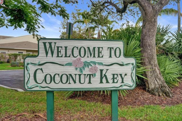 251 W Hemingway Cir, Margate, FL 33063