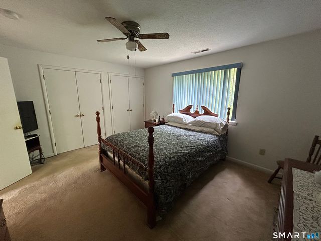 184 Concord Court 184, Beacon Falls, CT 06403