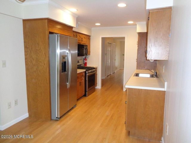 8 Eastborne Drive 1008, Little Silver, NJ 07739