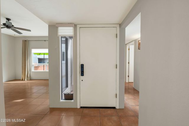 732 W Rio San Pedro, Green Valley, AZ 85614
