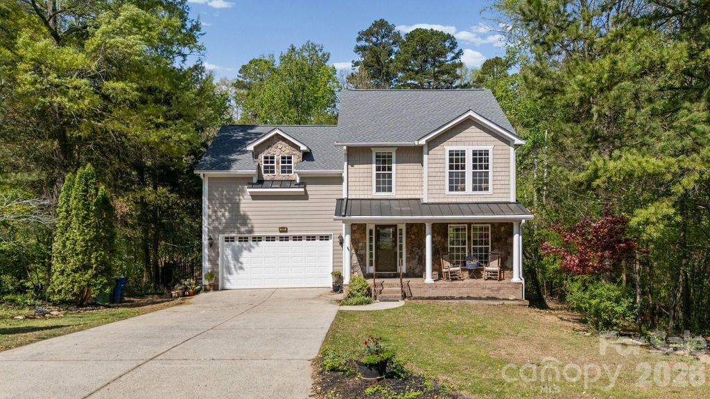 1520 Hawthorne Drive, Indian Trail, NC 28079
