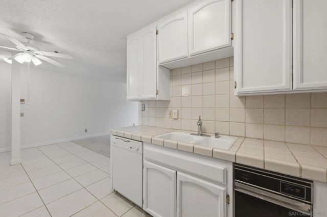 5649 Lake Park 301, La Mesa, CA 91942