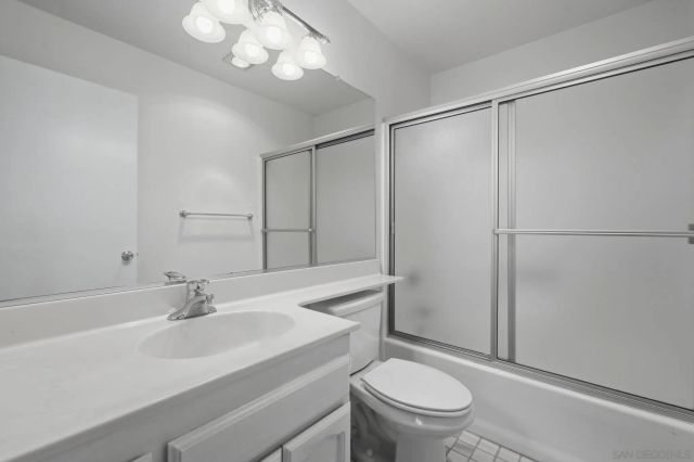 5649 Lake Park 301, La Mesa, CA 91942