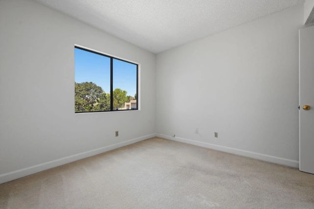 5649 Lake Park 301, La Mesa, CA 91942
