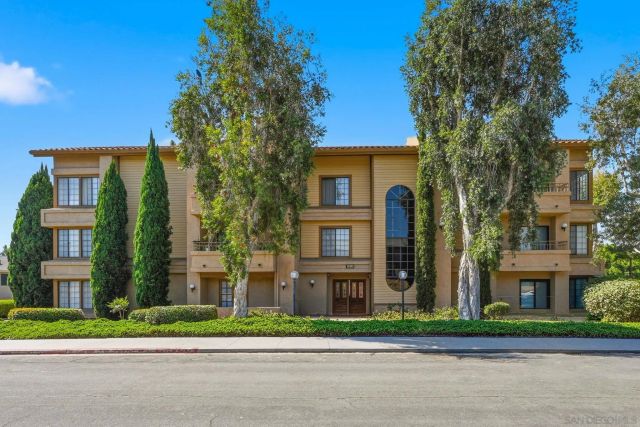 5649 Lake Park 301, La Mesa, CA 91942