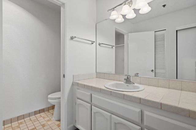 5649 Lake Park 301, La Mesa, CA 91942