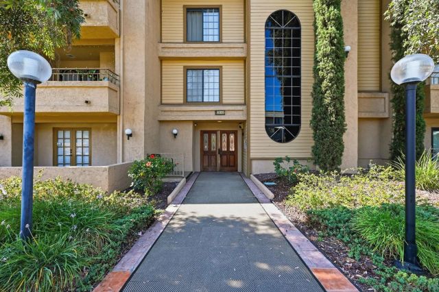 5649 Lake Park 301, La Mesa, CA 91942