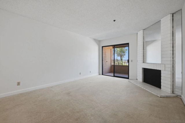 5649 Lake Park 301, La Mesa, CA 91942