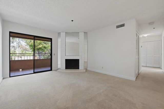 5649 Lake Park 301, La Mesa, CA 91942