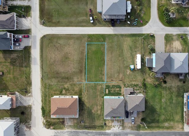 1110 Gulfview Road, Bolivar Peninsula, TX 77650