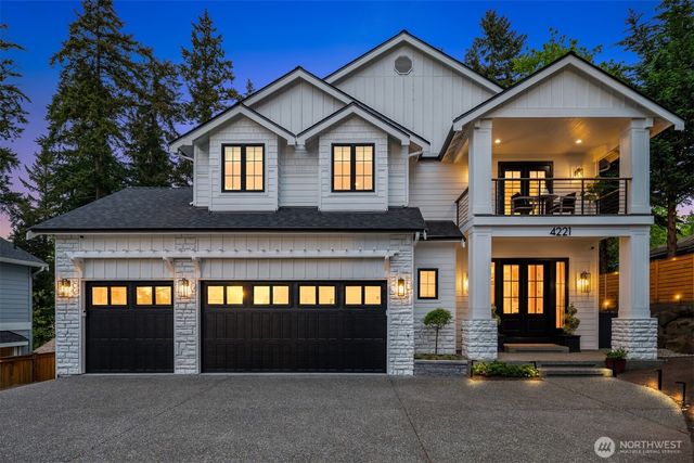 4221 NE 27th Place, Renton, WA 98059