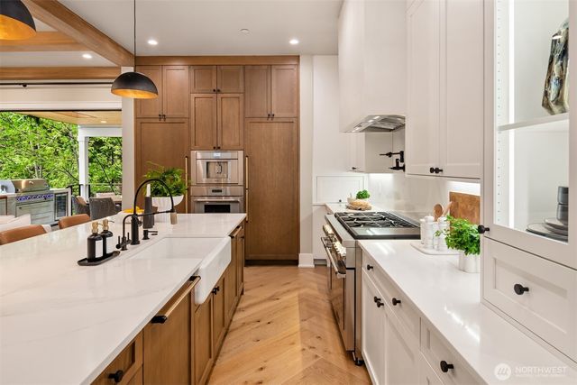 4221 NE 27th Place, Renton, WA 98059