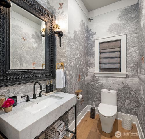 4221 NE 27th Place, Renton, WA 98059
