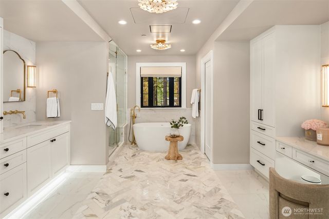 4221 NE 27th Place, Renton, WA 98059