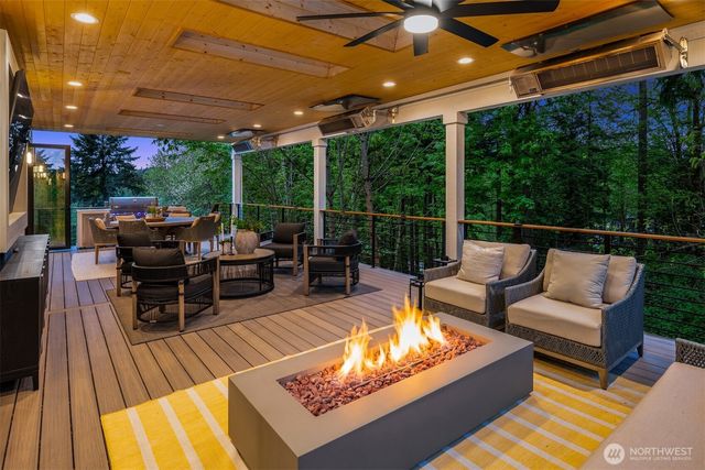 4221 NE 27th Place, Renton, WA 98059
