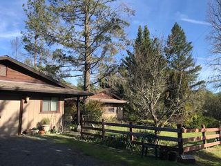 1480 Sykes Creek Road, Rogue River, OR 97537