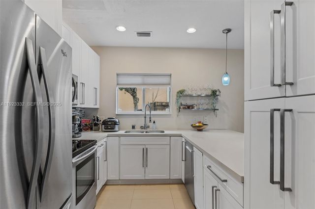 396 NE 33rd Ter, Homestead, FL 33033