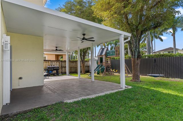 396 NE 33rd Ter, Homestead, FL 33033