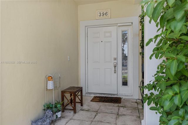 396 NE 33rd Ter, Homestead, FL 33033