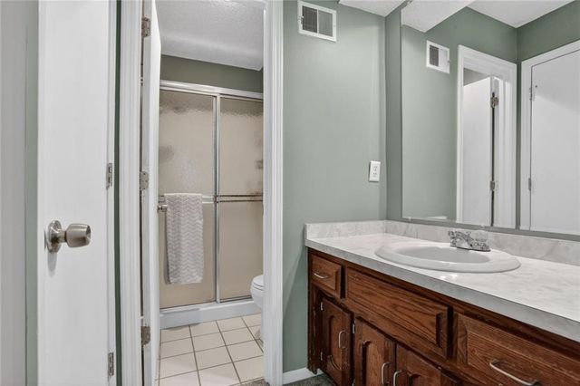 15270 Conser Street, Overland Park, KS 66223